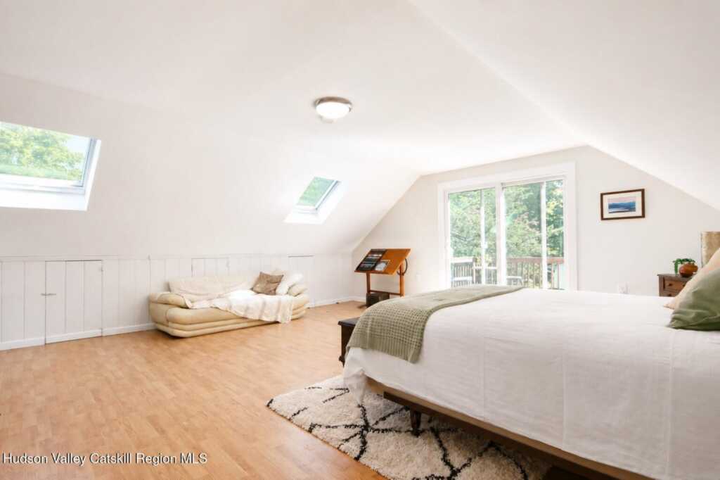 40 Simmons Drive, Woodstock, NY 12498 - Photo 3 of 33