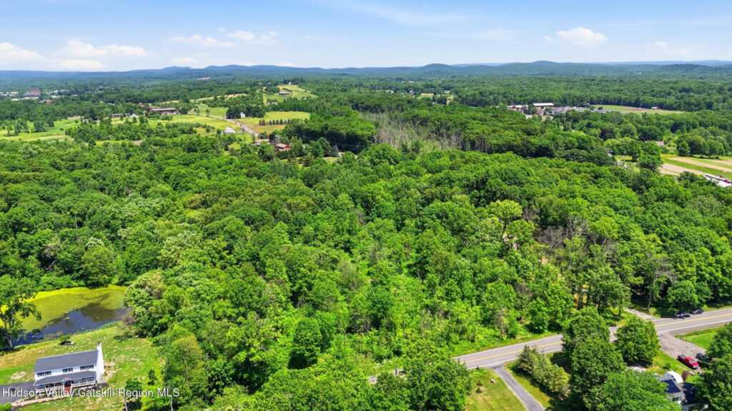83 Jansen Road, New Paltz, NY 12561 - Photo 3 of 22