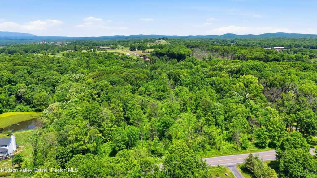 83 Jansen Road, New Paltz, NY 12561 - Photo 4 of 22