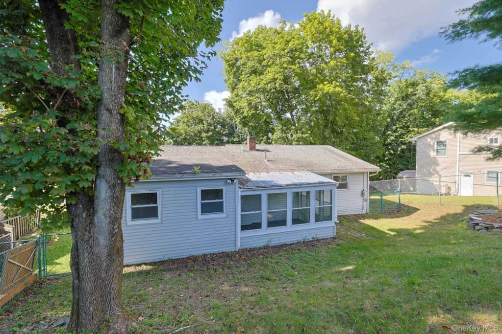 26 Becket Street, Kingston, NY 12401 - Photo 33 of 37