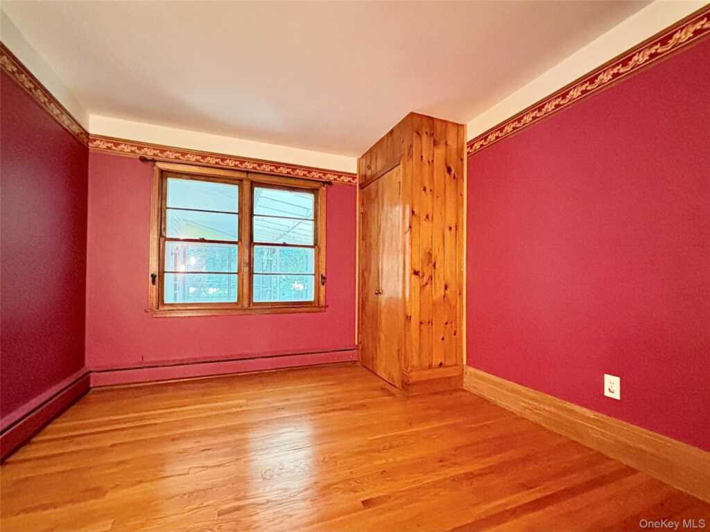 110 Montgomery Street, Rhinebeck, NY 12572 - Photo 13 of 28