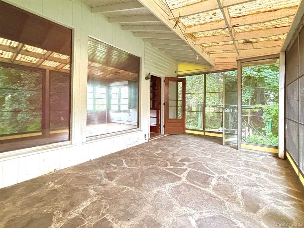 110 Montgomery Street, Rhinebeck, NY 12572 - Photo 25 of 28