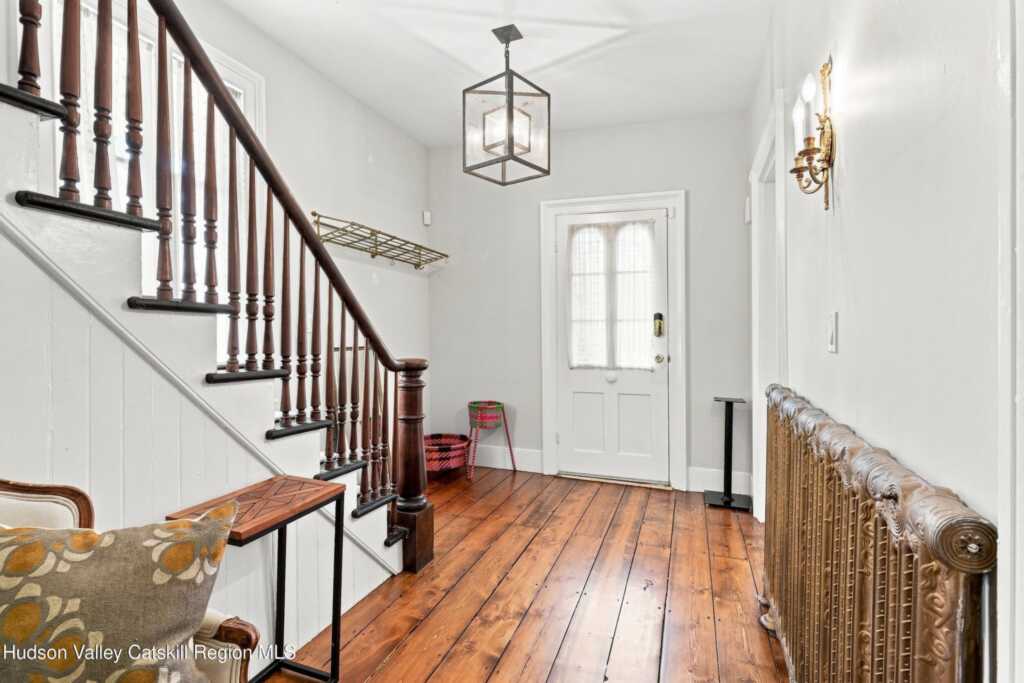 6356 Mill Street, Rhinebeck, NY 12572 - Photo 4 of 34