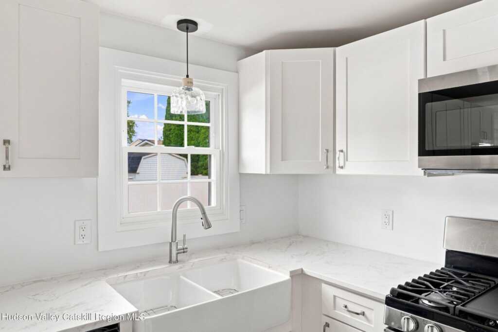 13 Highland Avenue, Saugerties, NY 12477 - Photo 15 of 38