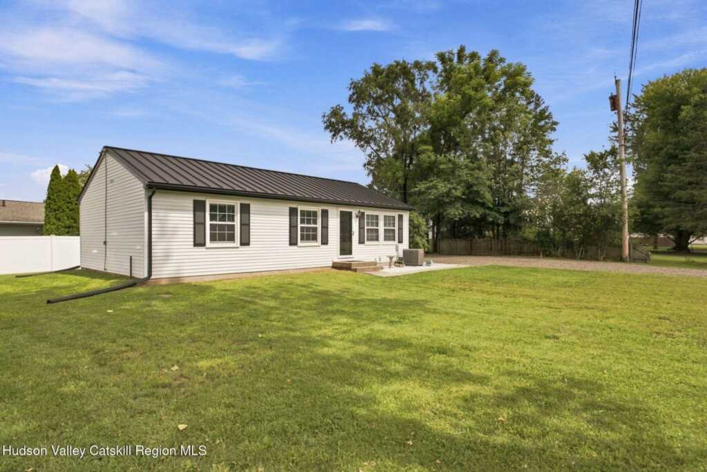 13 Highland Avenue, Saugerties, NY 12477 - Photo 33 of 38