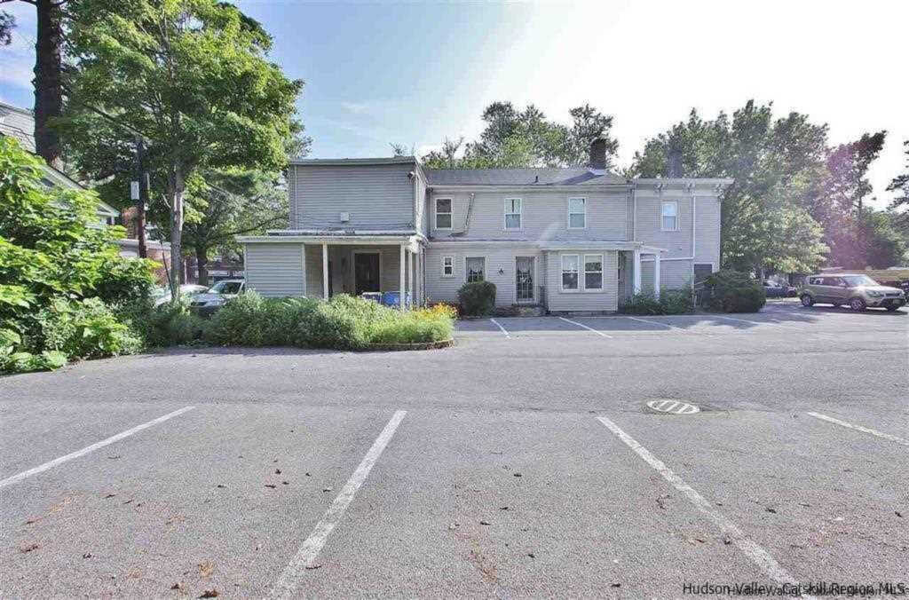 231 Clinton Avenue, Kingston, NY 12401 - Photo 26 of 29