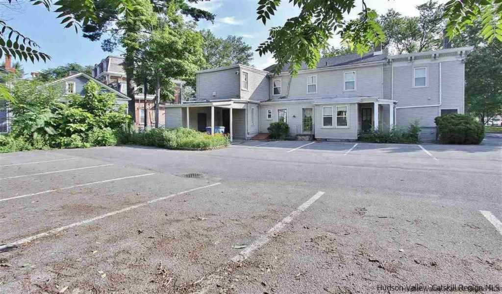 231 Clinton Avenue, Kingston, NY 12401 - Photo 6 of 29