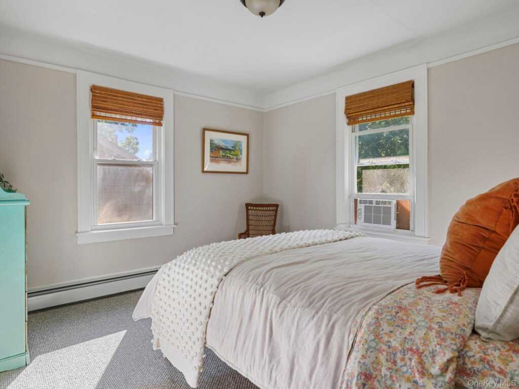 21 Manor Place, Kingston, NY 12401 - Photo 29 of 40