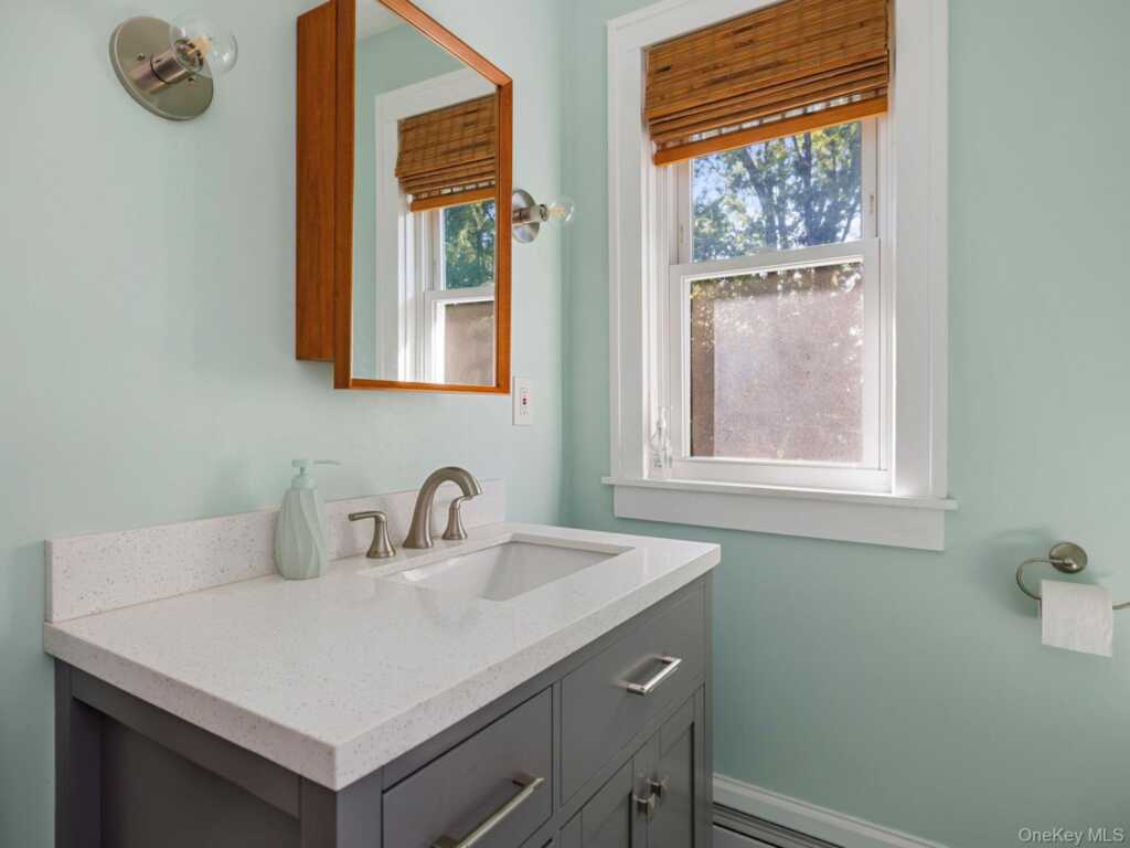 21 Manor Place, Kingston, NY 12401 - Photo 34 of 40