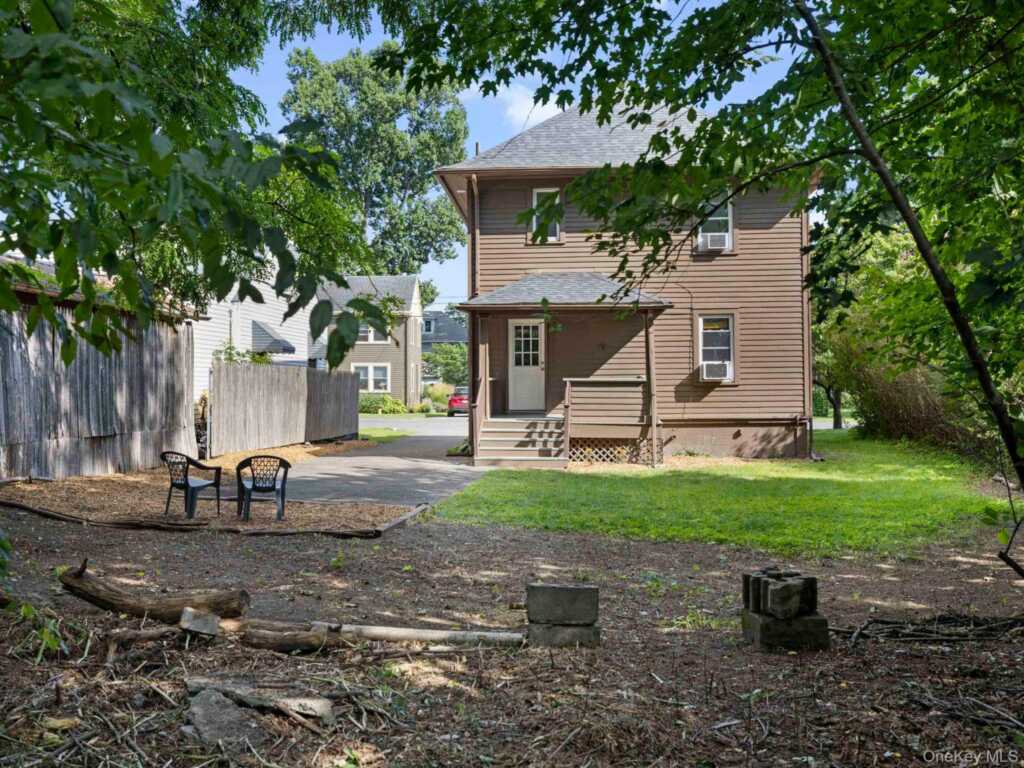 21 Manor Place, Kingston, NY 12401 - Photo 37 of 40