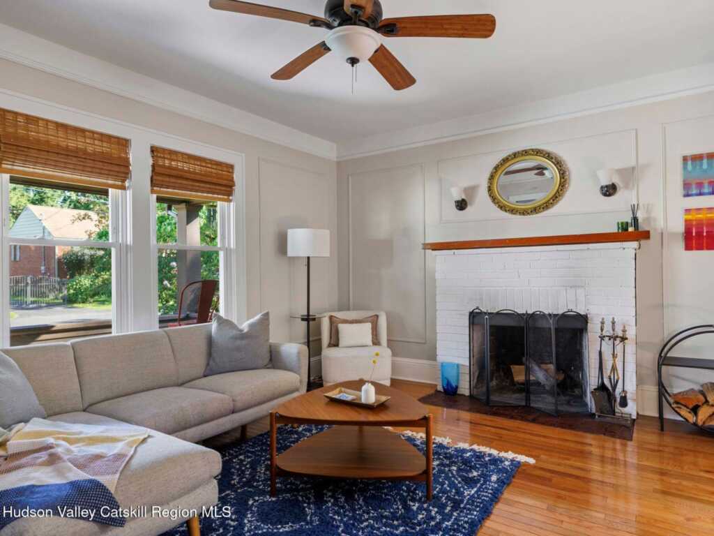 21 Manor Place, Kingston, NY 12401 - Photo 8 of 44