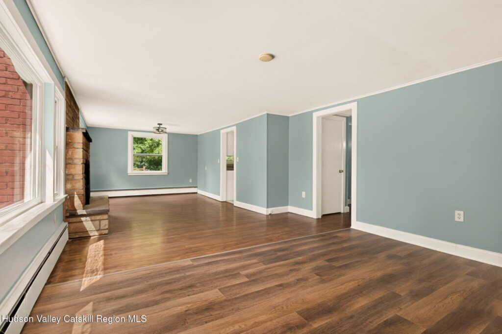 33 Warren Myers Road, Saugerties, NY 12477 - Photo 3 of 24