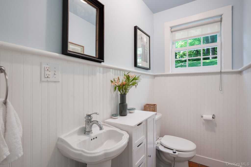 568 Hickory Bush Road, Rosendale, NY 12401 - Photo 13 of 29