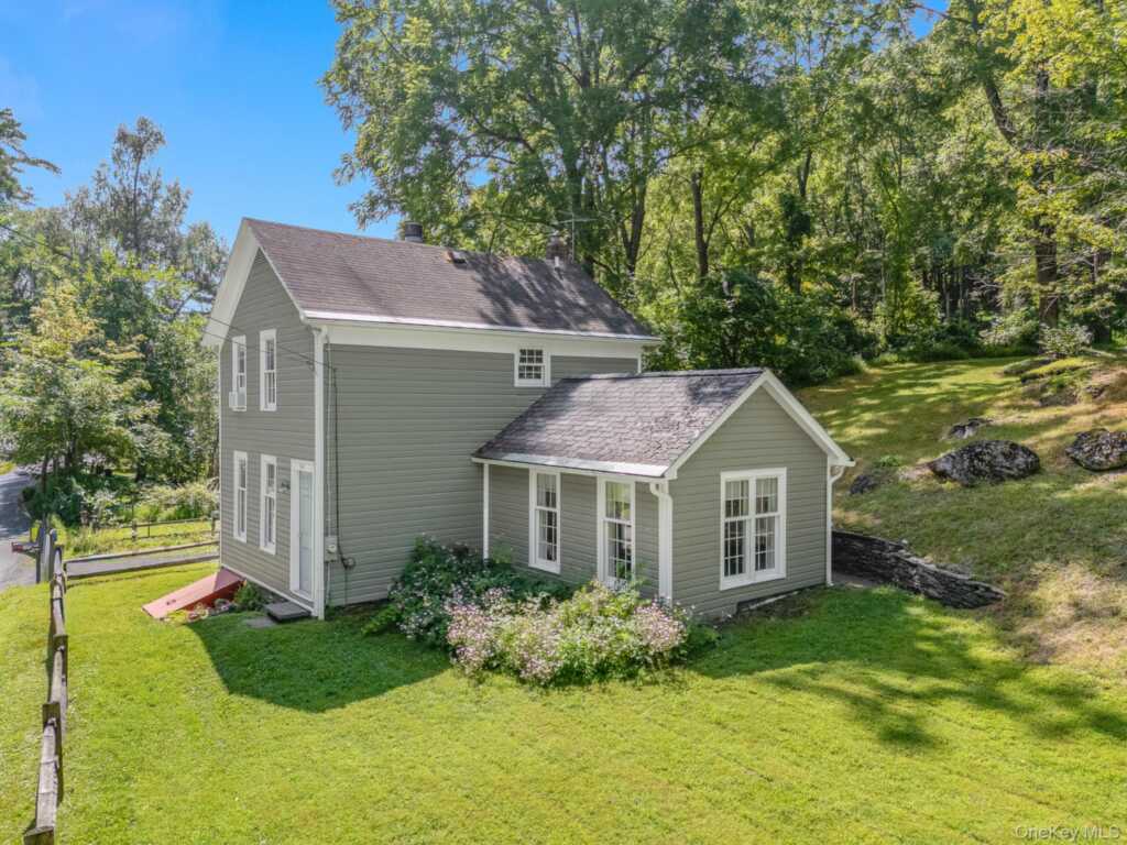 568 Hickory Bush Road, Rosendale, NY 12401 - Photo 2 of 29