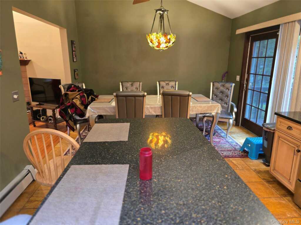 8 Kayleigh Drive, New Paltz, NY 12561 - Photo 8 of 20