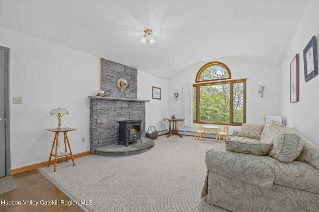 231 Manorville Road, Saugerties, NY 12477 - Photo 15 of 46