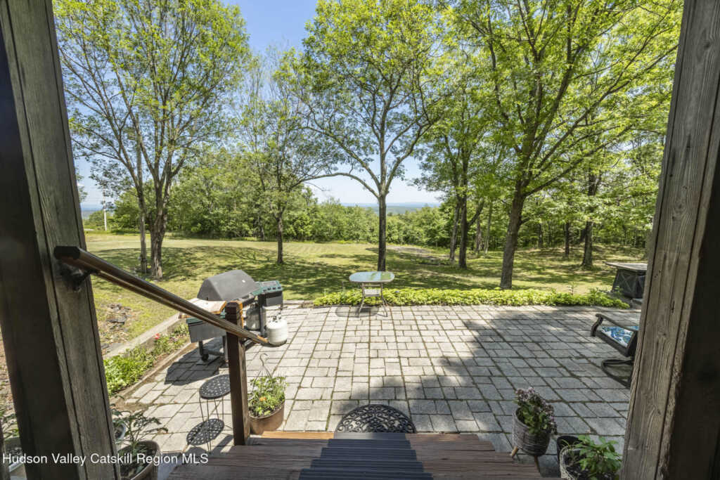231 Manorville Road, Saugerties, NY 12477 - Photo 34 of 46