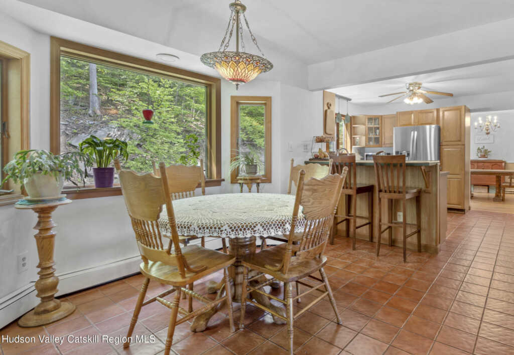 231 Manorville Road, Saugerties, NY 12477 - Photo 6 of 46