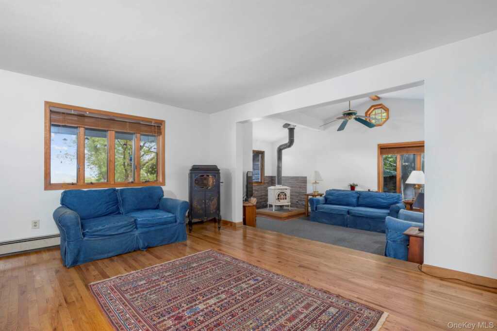 231 Manorville Road, Saugerties, NY 12477 - Photo 13 of 46