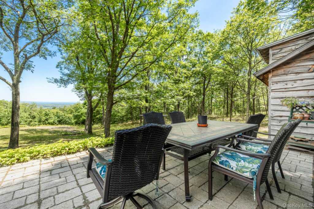 231 Manorville Road, Saugerties, NY 12477 - Photo 32 of 46