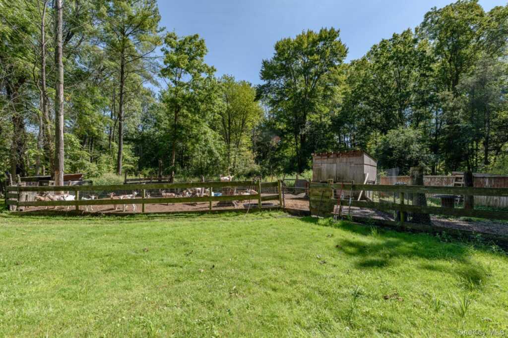 28 Buck Lane, Saugerties, NY 12477 - Photo 46 of 50