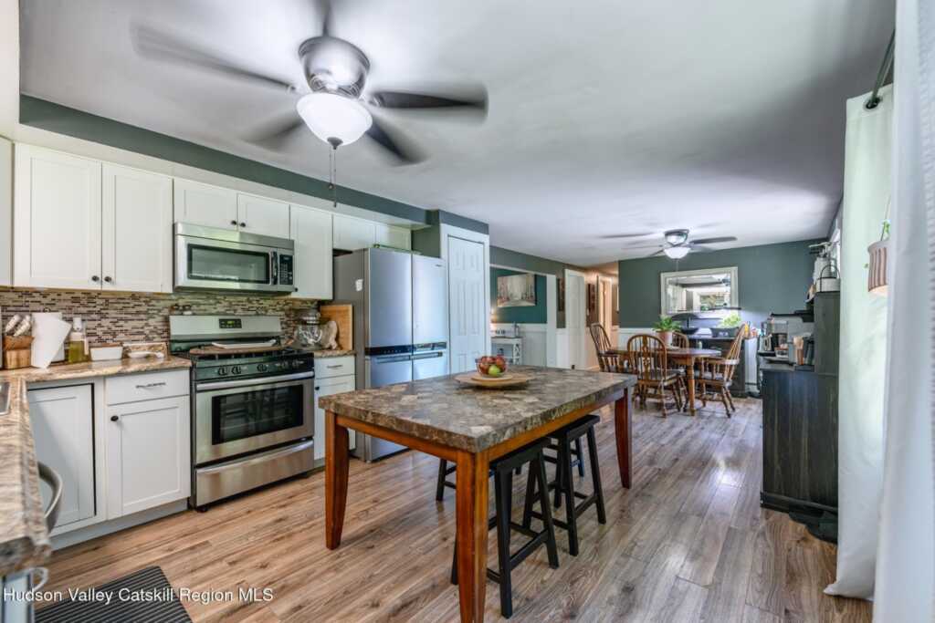 28 Buck Lane, Saugerties, NY 12477 - Photo 7 of 39