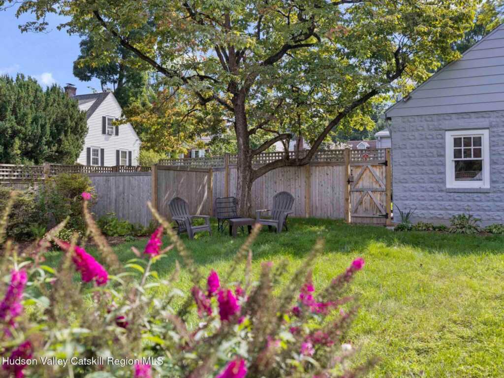 58 Fairmont Avenue, Kingston, NY 12401 - Photo 4 of 32