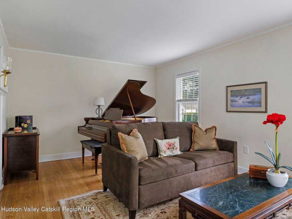 58 Fairmont Avenue, Kingston, NY 12401 - Photo 6 of 32