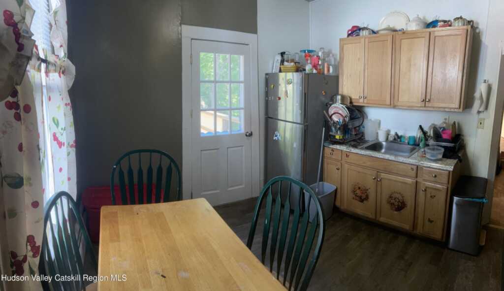 158 Henry Street, Kingston, NY 12401 - Photo 10 of 23