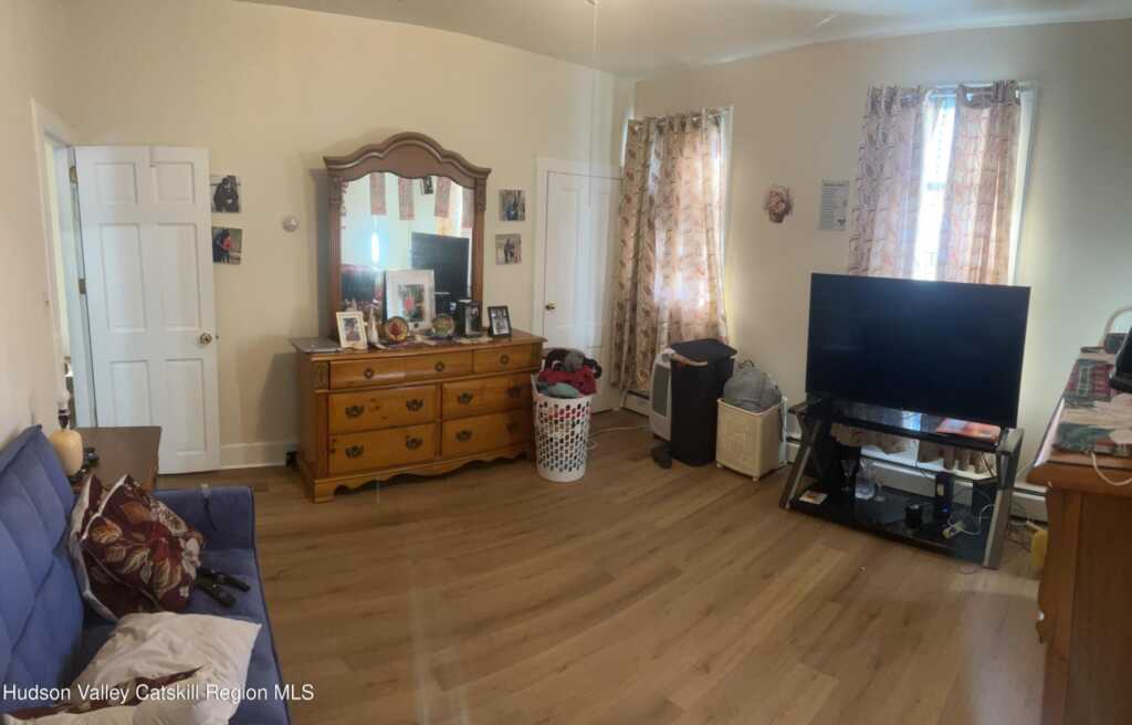 158 Henry Street, Kingston, NY 12401 - Photo 11 of 23