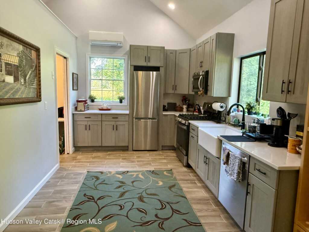 2163 Hurley Mountain Road, Kingston, NY 12401 - Photo 8 of 24