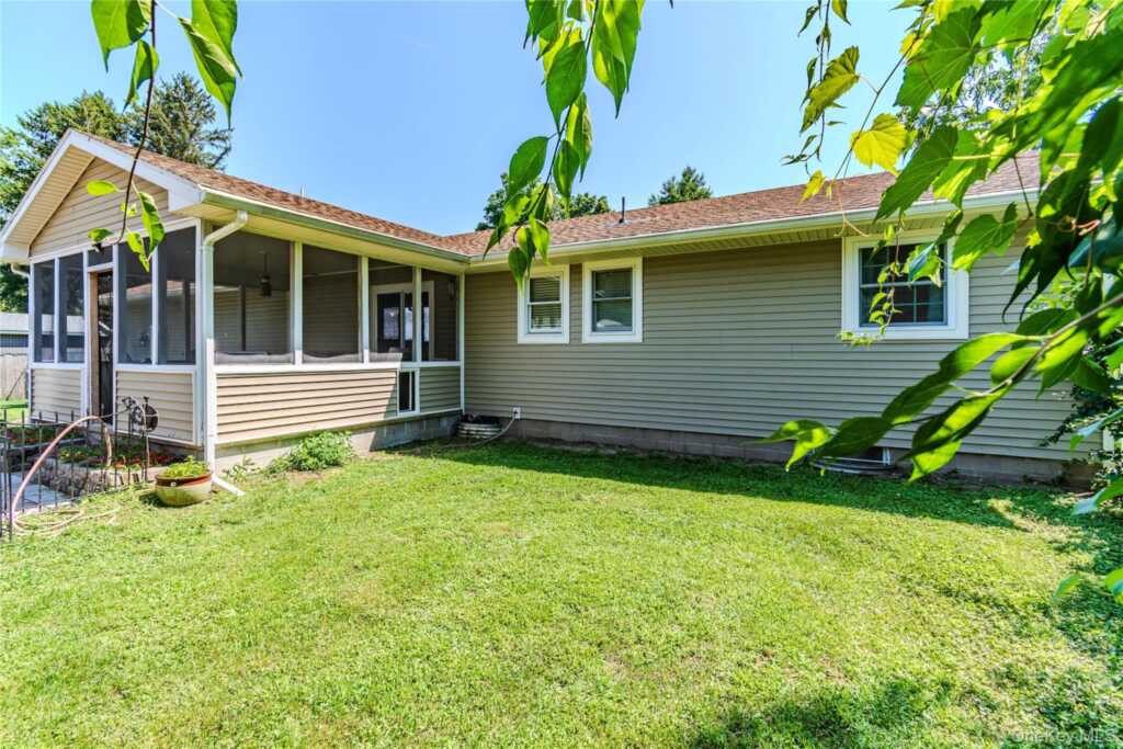 19 Closs Drive, Rhinebeck, NY 12572 - Photo 29 of 31