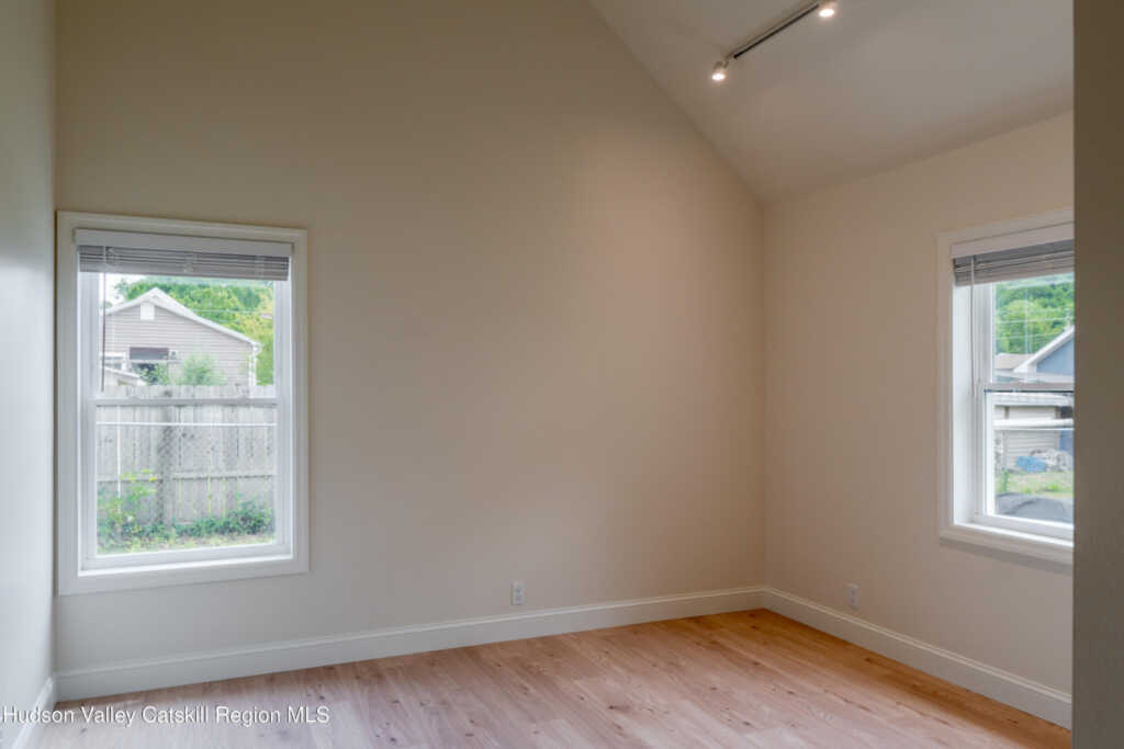 136 Newkirk Avenue, Kingston, NY 12401 - Photo 6 of 13