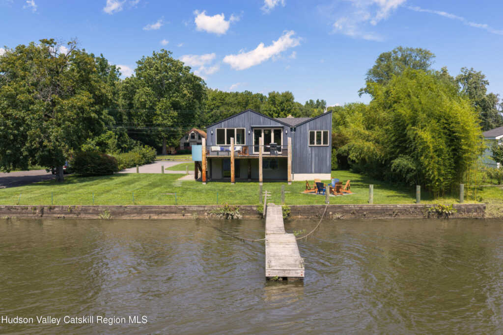 114 Lighthouse Drive, Saugerties, NY 12477
