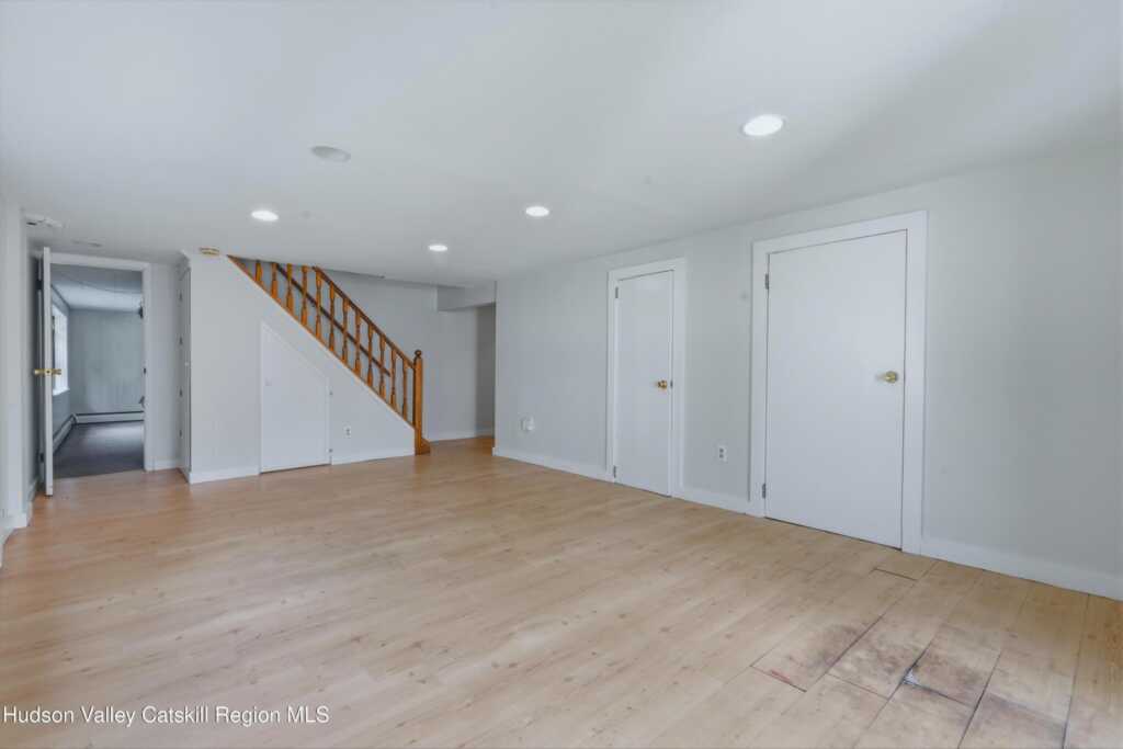 529 Lakeview Terrace, Kingston, NY 12401 - Photo 15 of 19