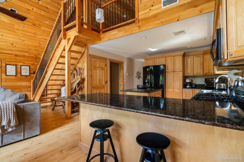 61 Woodland Falls Road, Saugerties, NY 12477 - Photo 12 of 45
