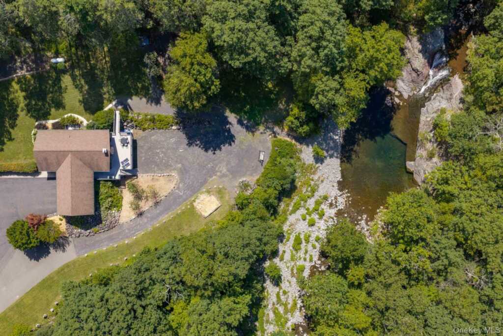 61 Woodland Falls Road, Saugerties, NY 12477 - Photo 1 of 45