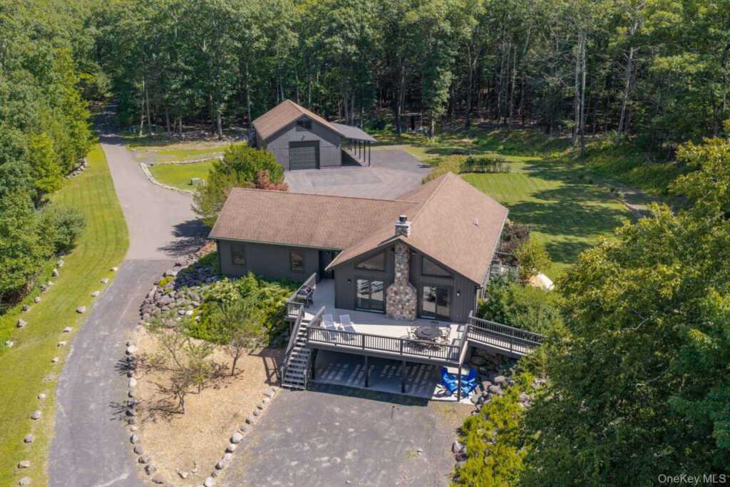 61 Woodland Falls Road, Saugerties, NY 12477 - Photo 30 of 45