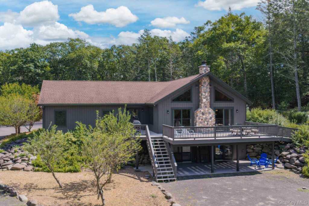 61 Woodland Falls Road, Saugerties, NY 12477 - Photo 32 of 45