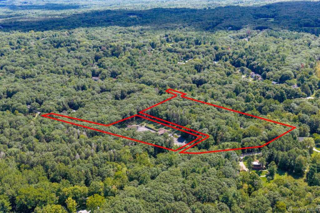 61 Woodland Falls Road, Saugerties, NY 12477 - Photo 42 of 45