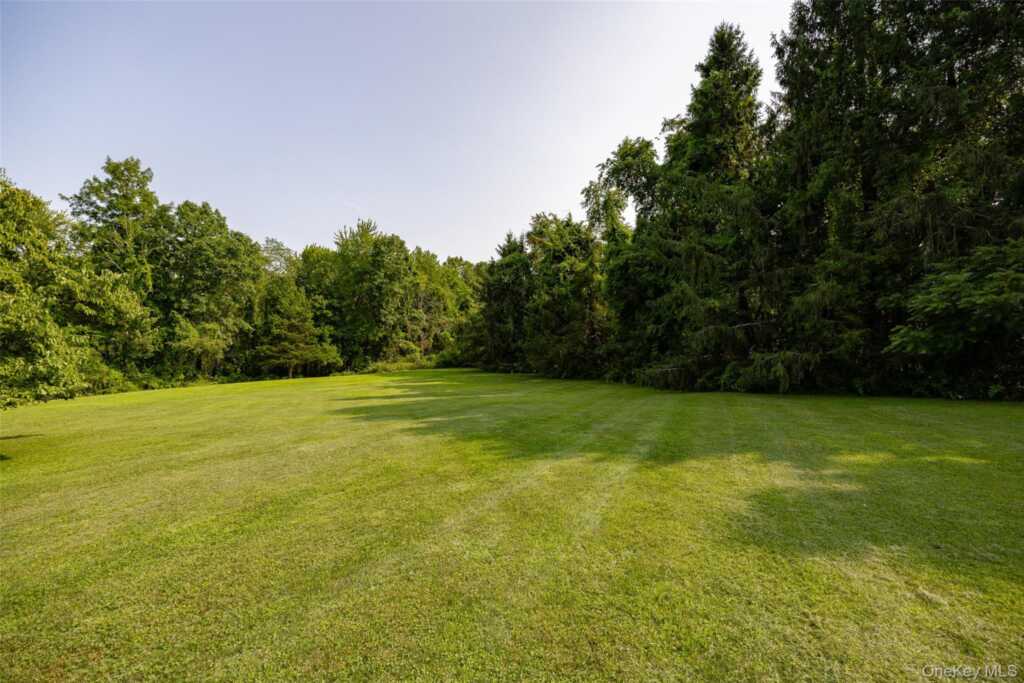 62 Frost Road, Rhinebeck, NY 12572 - Photo 28 of 30