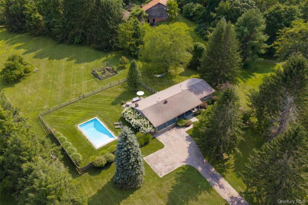 62 Frost Road, Rhinebeck, NY 12572 - Photo 29 of 30