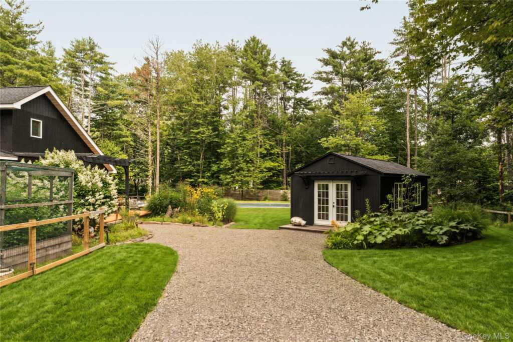 22 Old Ballpark Road, Kingston, NY 12401 - Photo 41 of 45