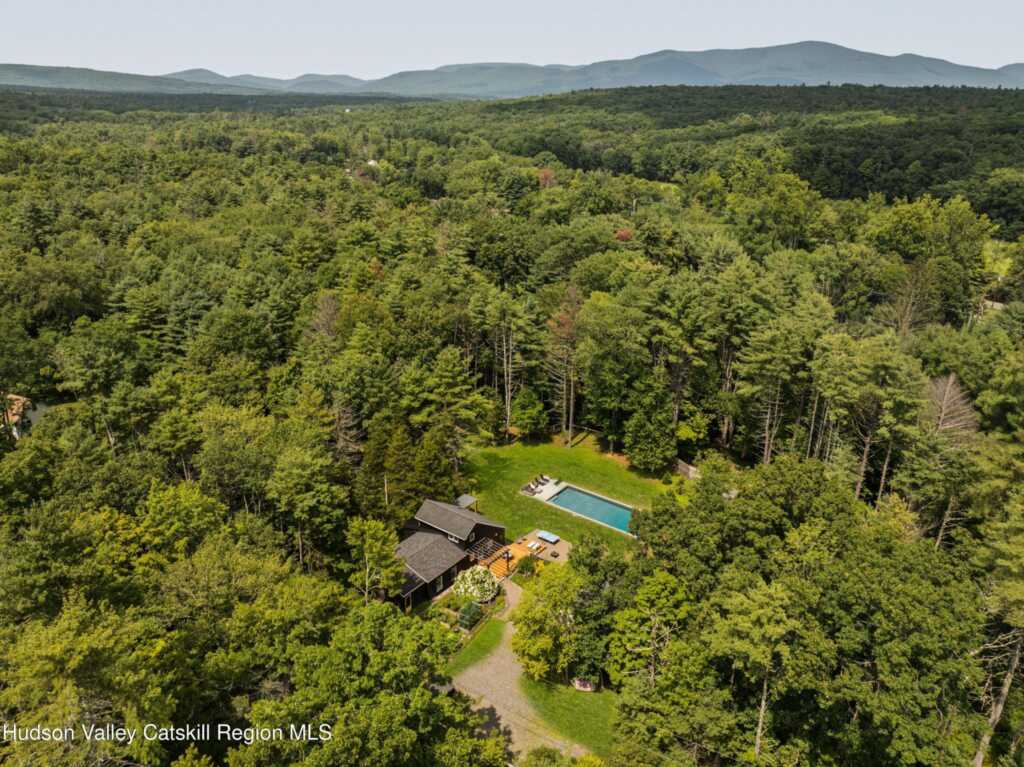 22 Old Ball Park Road, Kingston, NY 12401 - Photo 3 of 45