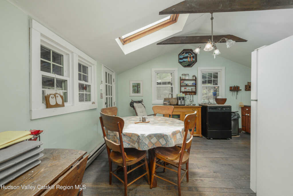 357 Chestnut Hill Road, Woodstock, NY 12498 - Photo 11 of 21