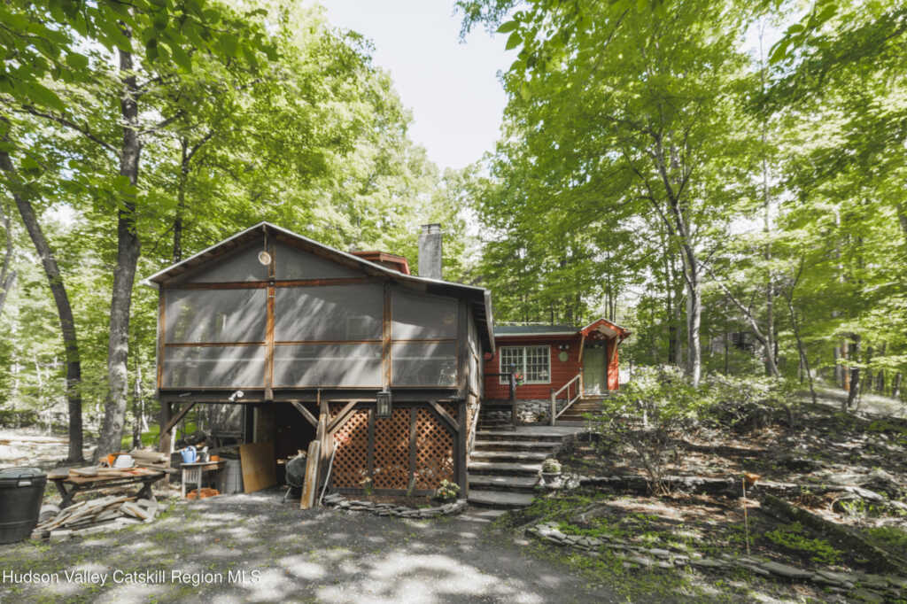 357 Chestnut Hill Road, Woodstock, NY 12498 - Photo 2 of 21