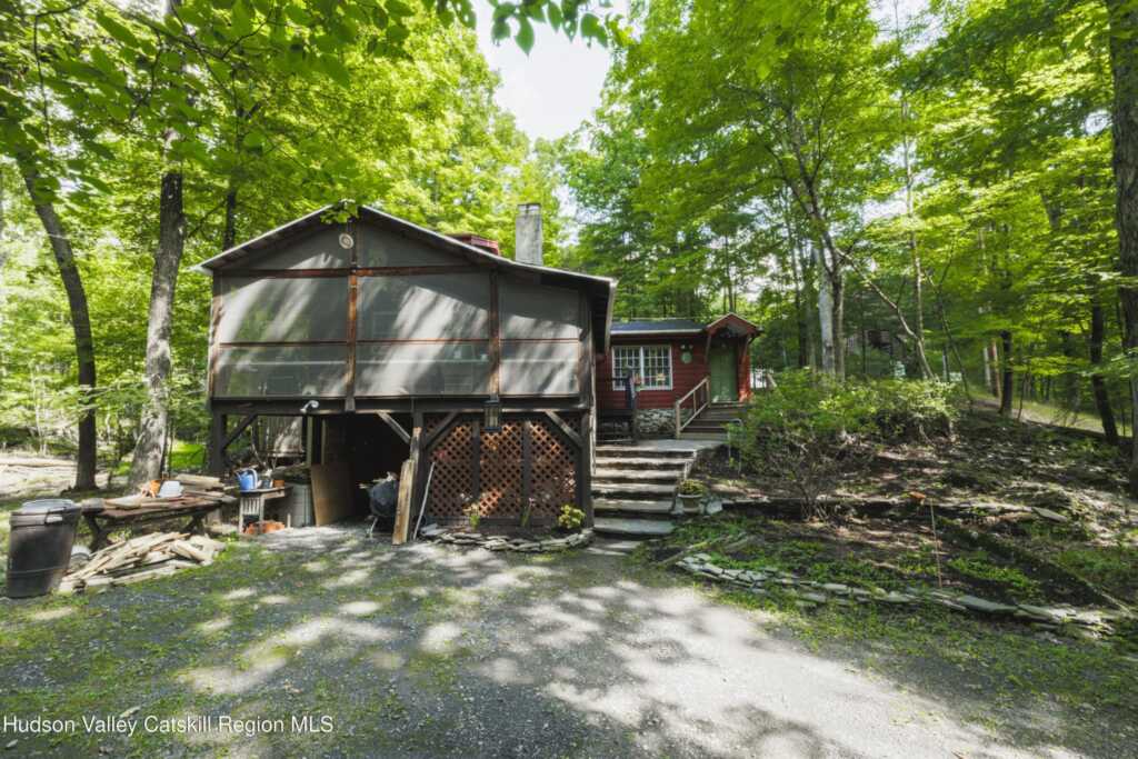 357 Chestnut Hill Road, Woodstock, NY 12498 - Photo 3 of 21