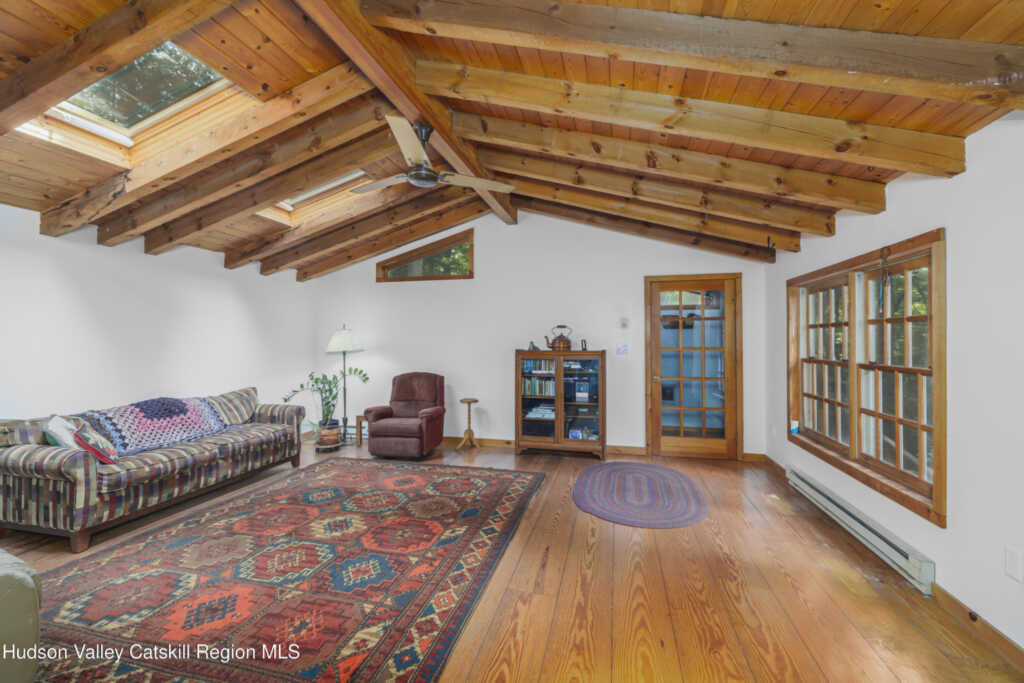 357 Chestnut Hill Road, Woodstock, NY 12498 - Photo 6 of 21