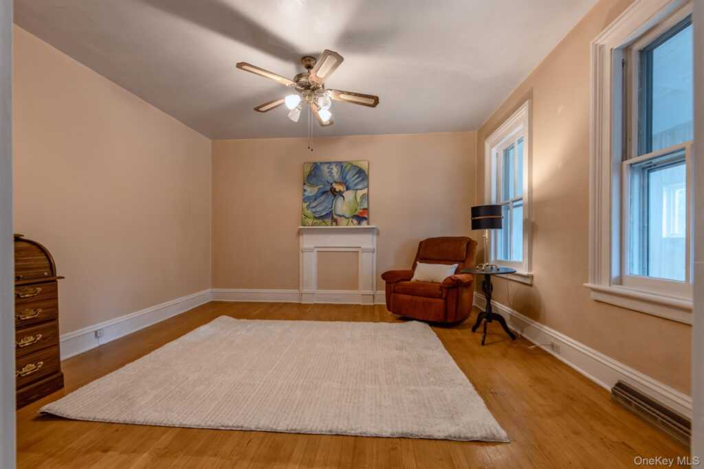 144 Henry Street, Kingston, NY 12401 - Photo 10 of 37