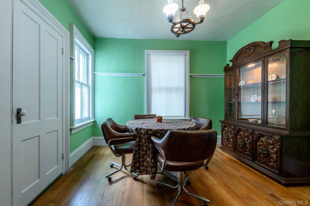 144 Henry Street, Kingston, NY 12401 - Photo 11 of 37